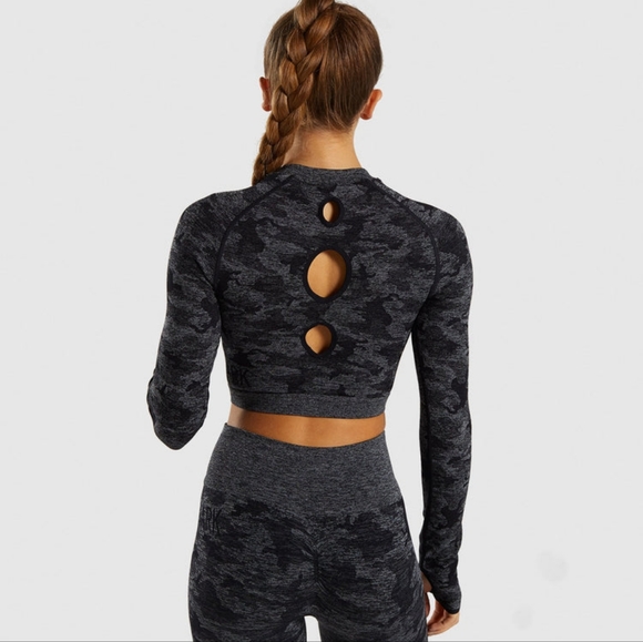 Gymshark Other - 🐋 Gymshark two piece Adapt Camo seamless long sleeved crop and pants